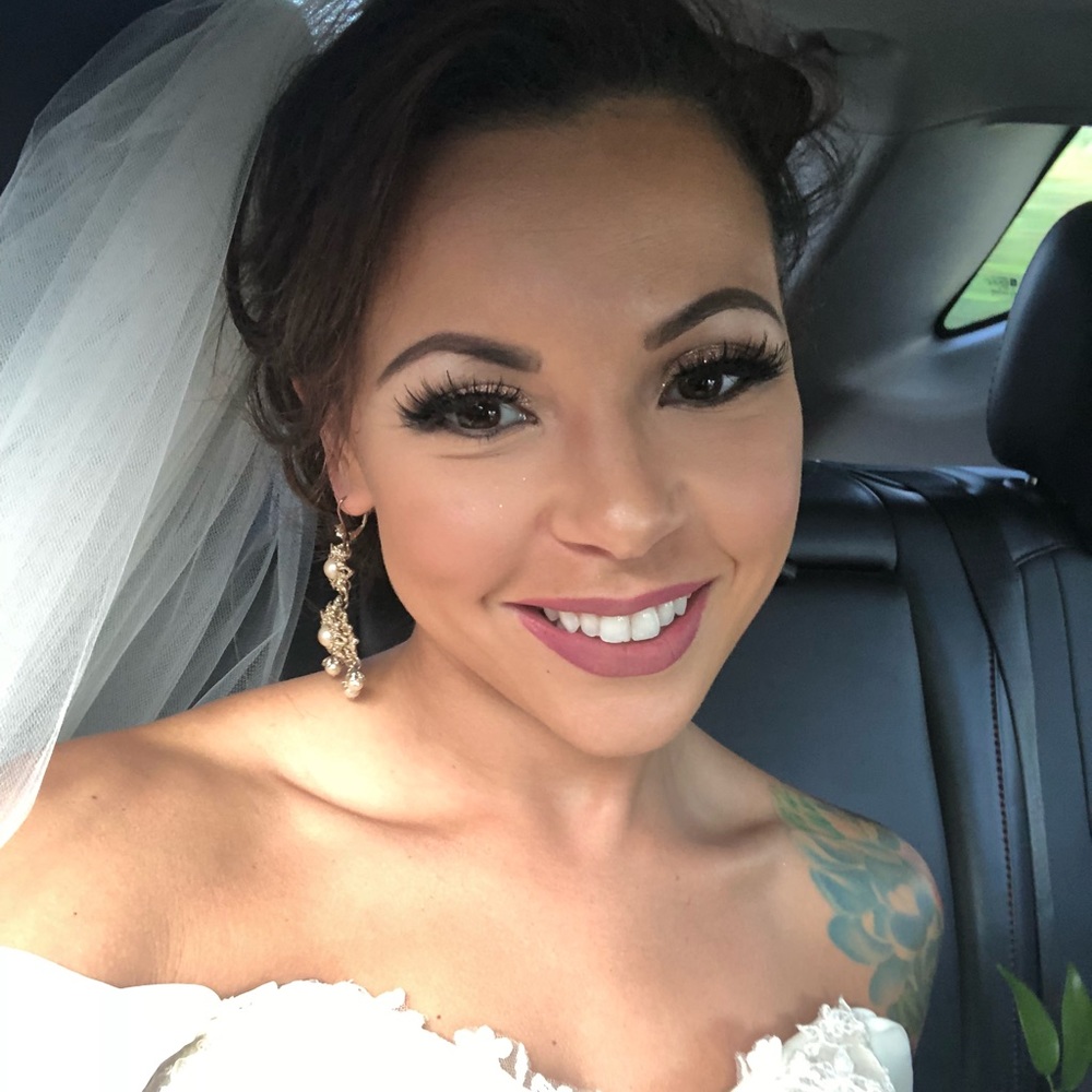 Meet your Posher, Mia